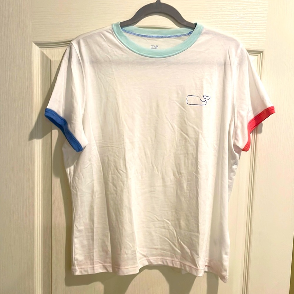 Vineyard Vines T-shirt!